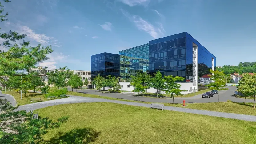 Pronájem kanceláře, Praha - Modřany, Mezi vodami, 2038 m2