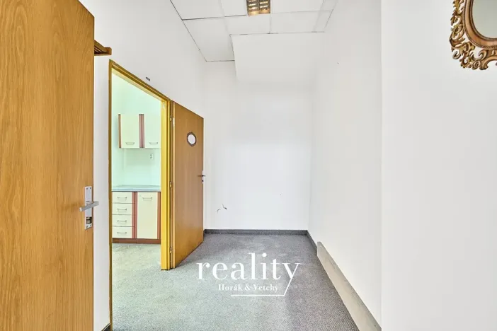 Pronájem kanceláře, Jihlava, Masarykovo náměstí, 73 m2