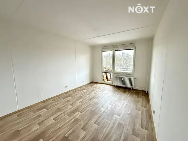 Pronájem bytu 3+1, Dvůr Králové nad Labem, Elišky Krásnohorské, 64 m2