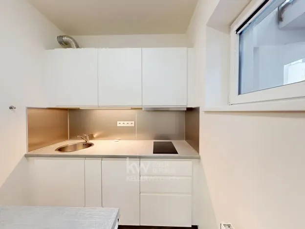 Pronájem bytu 1+kk, Praha - Hodkovičky, Šífařská, 33 m2