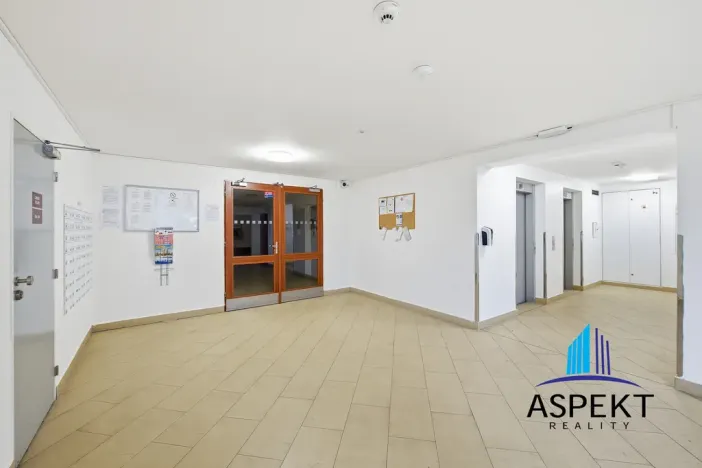 Pronájem bytu 2+kk, Praha - Stodůlky, Tlumačovská, 58 m2