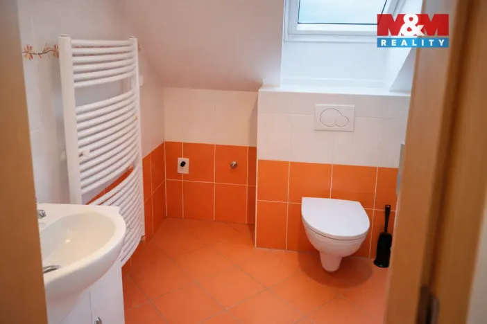 Pronájem bytu 1+kk, Kladruby nad Labem - Bílé Vchynice, 22 m2