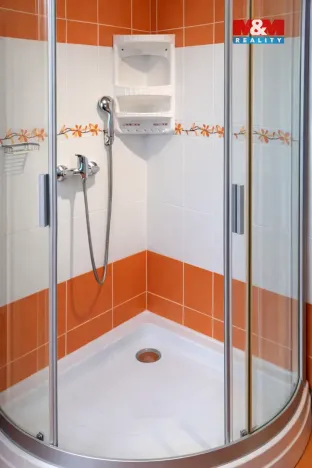 Pronájem bytu 1+kk, Kladruby nad Labem - Bílé Vchynice, 22 m2