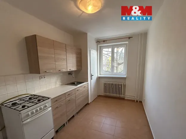 Pronájem bytu 1+1, Kladno, Moskevská, 40 m2