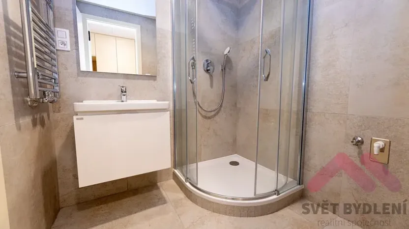 Pronájem bytu 1+kk, Praha - Žižkov, Šrámkové, 34 m2