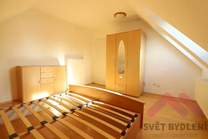 Pronájem bytu 2+kk, Praha - Radlice, Na Farkáně III, 57 m2