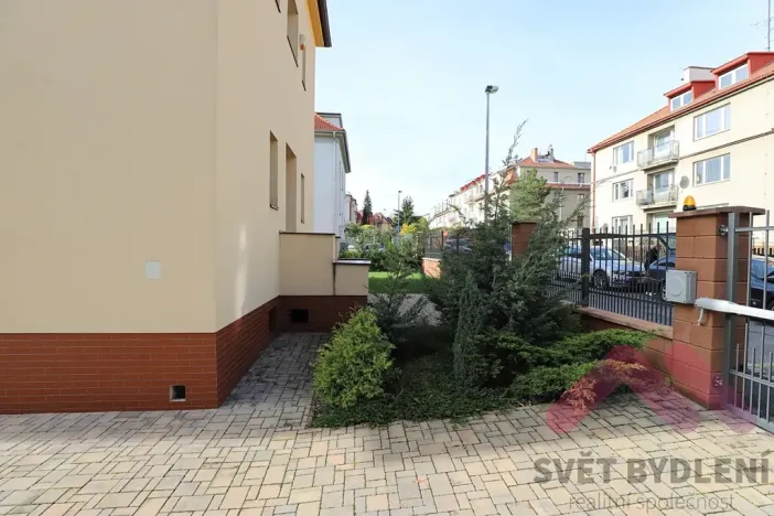 Pronájem bytu 3+kk, Praha - Michle, Na dědinách, 77 m2