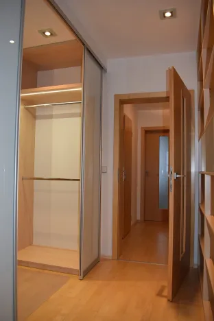 Pronájem bytu 3+kk, Ostrava, Budovatelská, 78 m2