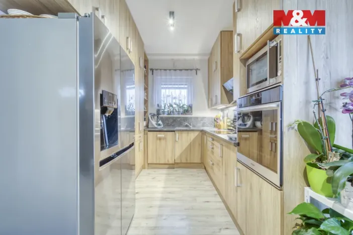 Prodej rodinného domu, Králův Dvůr - Křižatky, Na Vinohradech, 94 m2