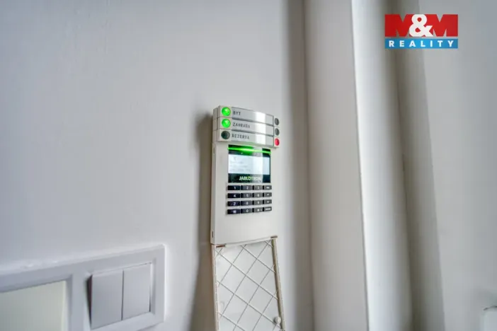 Prodej rodinného domu, Králův Dvůr - Křižatky, Na Vinohradech, 94 m2