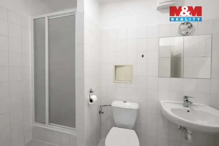 Prodej bytu 1+kk, Praha - Troja, 28 m2