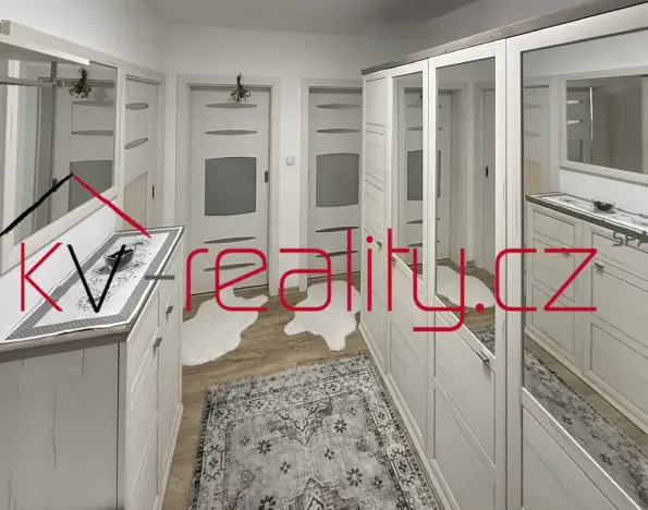 Prodej bytu 2+1, Karlovy Vary, Klínovecká, 64 m2