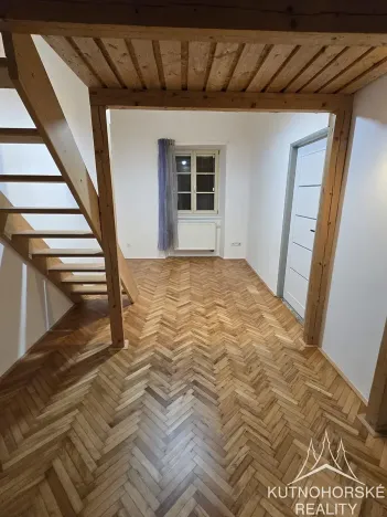 Pronájem bytu 1+1, Kutná Hora, Husova, 40 m2
