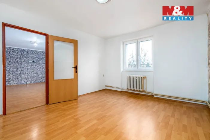 Prodej bytu 3+1, Milovice, Dukelská, 70 m2