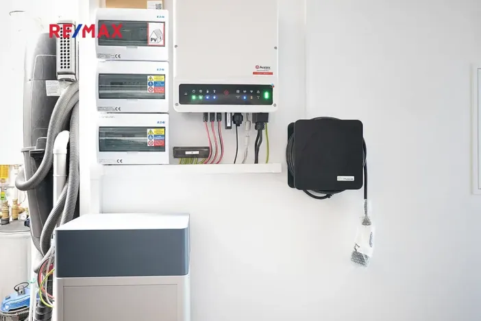 Prodej rodinného domu, Hovorčovice, Na Konci světa, 188 m2