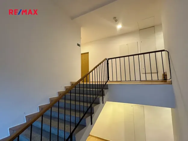 Pronájem bytu 2+1, Praha - Vokovice, Na dlouhém lánu, 42 m2