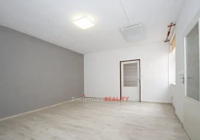 Pronájem bytu 2+1, Znojmo, Kollárova, 55 m2