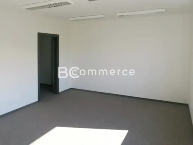 Pronájem skladu, Brno, 468 m2