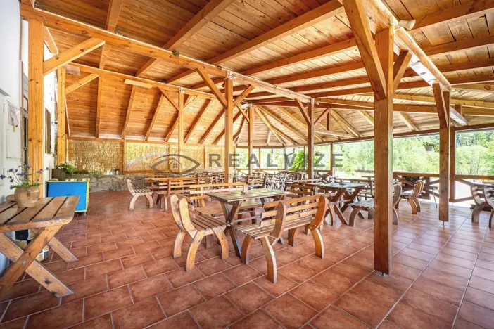 Prodej rodinného domu, Větřní, 250 m2