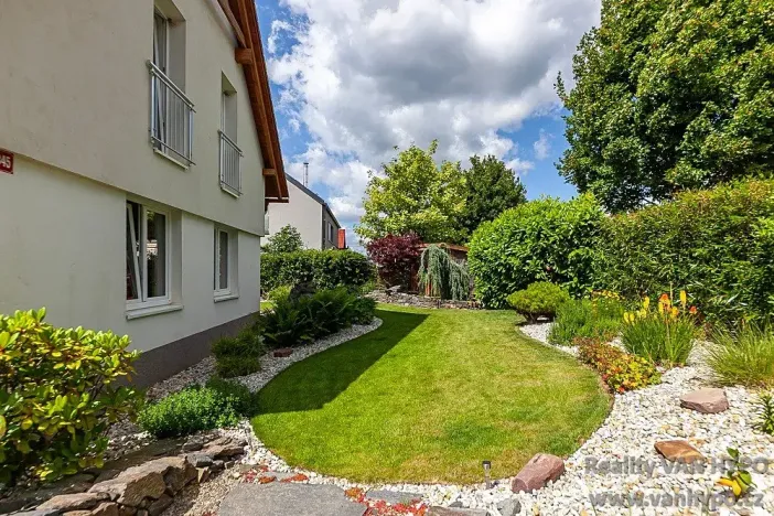 Prodej bytu 4+kk, Vysoký Újezd, U Vršku, 98 m2