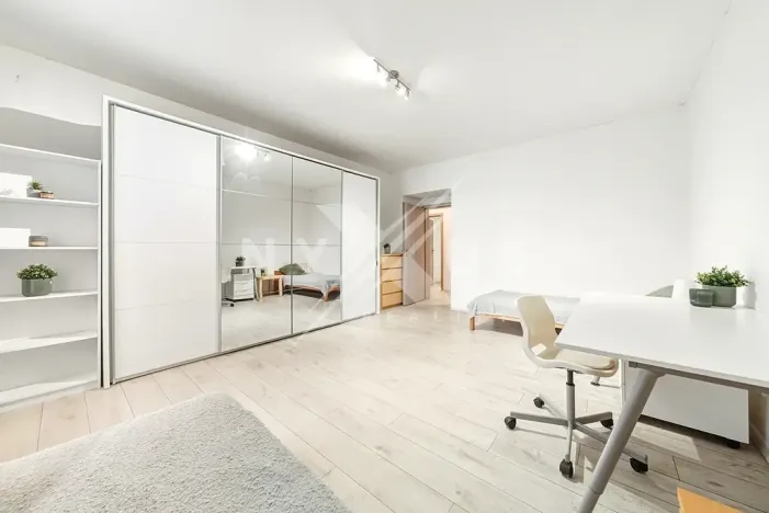 Prodej bytu 4+1, Praha - Holešovice, Bubenská, 100 m2