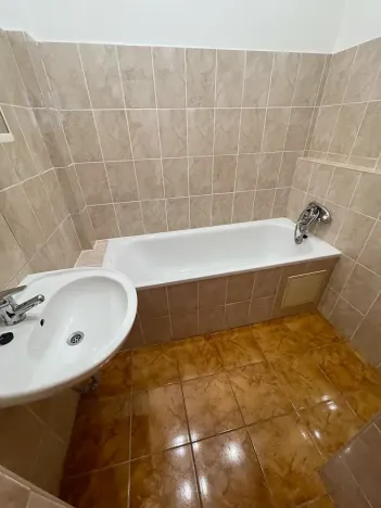 Pronájem bytu 2+kk, Praha - Michle, Pobočná, 44 m2