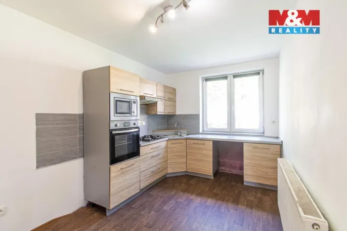 Prodej bytu 2+1, Krnov - Pod Bezručovým vrchem, Příční, 50 m2