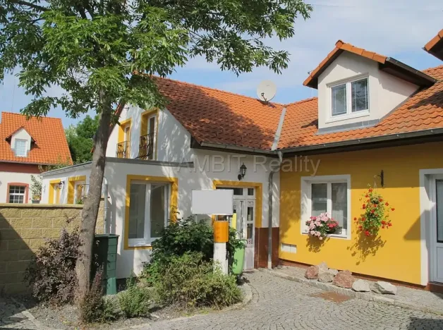 Pronájem kanceláře, Praha - Řepy, Žalanského, 40 m2