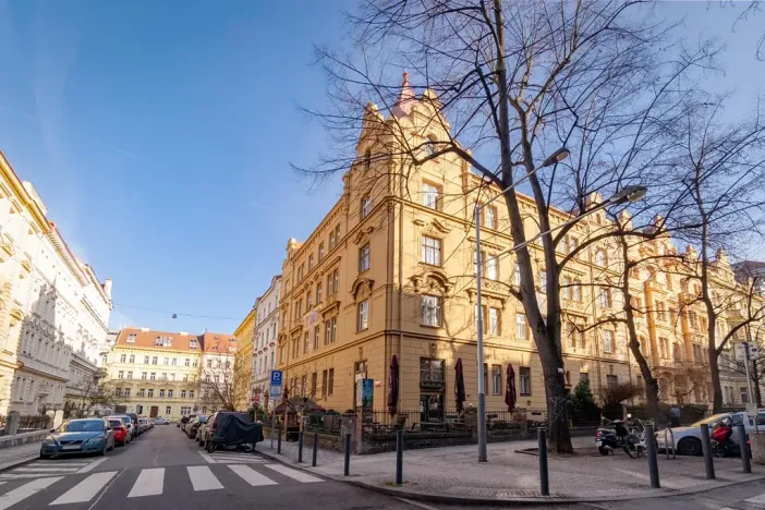 Pronájem bytu 2+1, Praha - Bubeneč, Čechova, 70 m2