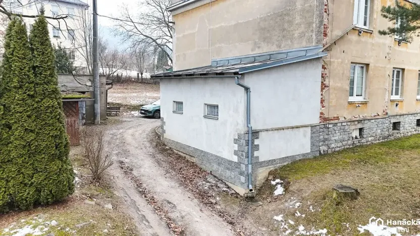 Prodej garáže, Jeseník, Husova, 20 m2