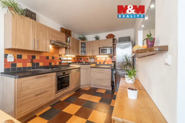 Prodej bytu 3+1, Praha - Prosek, Litvínovská, 67 m2