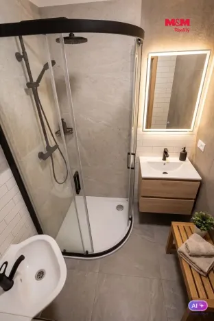 Prodej bytu 2+1, Ostrava - Zábřeh, Krasnoarmejců, 52 m2