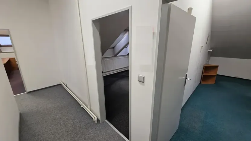 Pronájem kanceláře, Brno, Bieblova, 273 m2