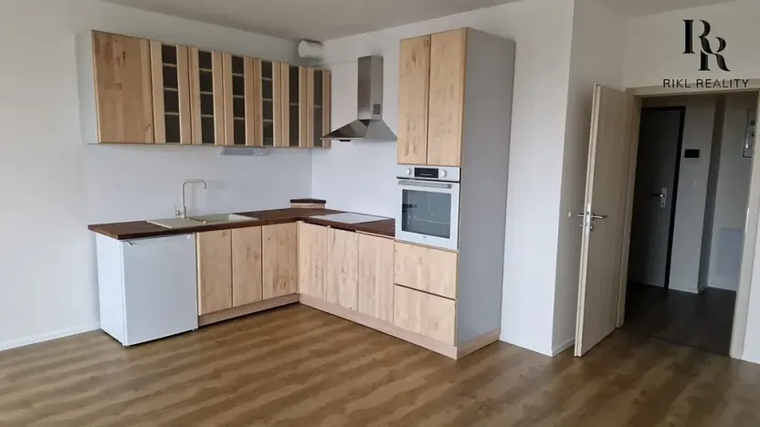 Pronájem bytu 1+kk, Olomouc, Loudova, 37 m2