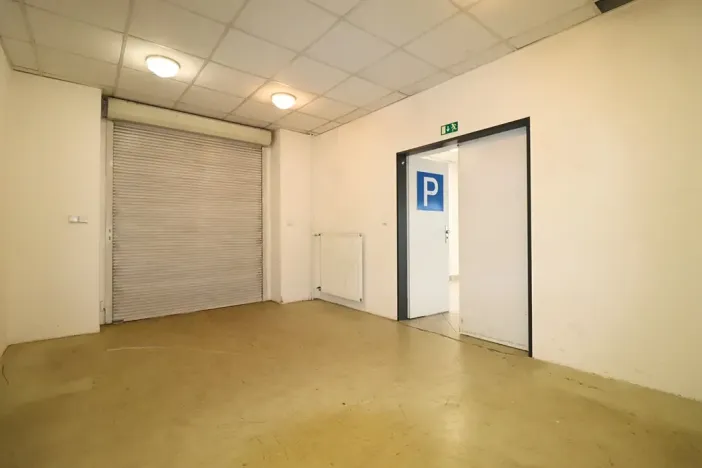 Pronájem obchodního prostoru, Modřice, Brněnská, 158 m2