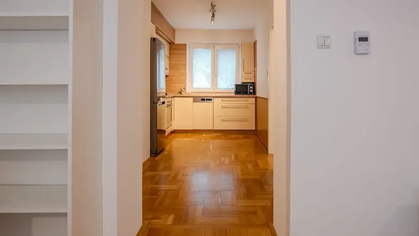 Pronájem bytu 2+1, Poděbrady, Hakenova, 51 m2