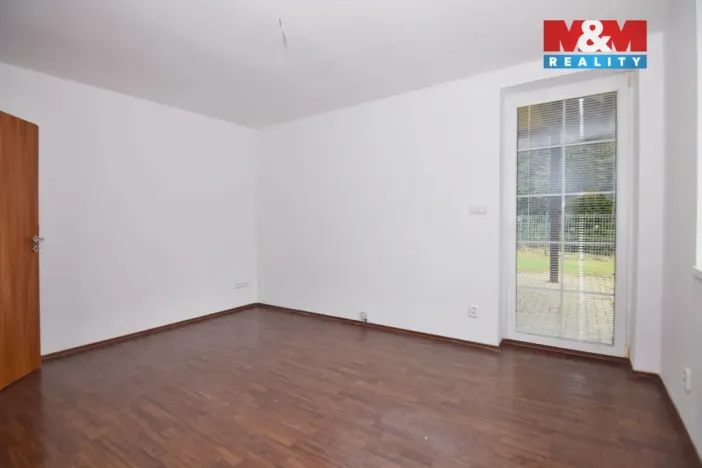 Pronájem rodinného domu, Velké Březno, Tovární, 233 m2