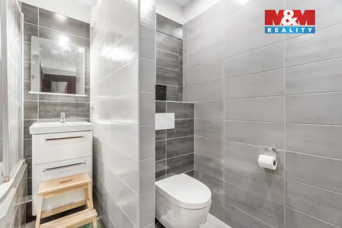 Prodej bytu 4+1, Česká Lípa, Hradecká, 98 m2