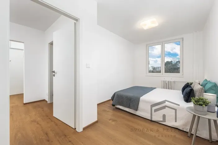 Pronájem bytu 4+kk, Praha - Modřany, Levského, 73 m2