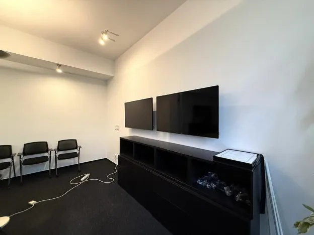 Pronájem kanceláře, Brno - Židenice, Kosmákova, 12 m2