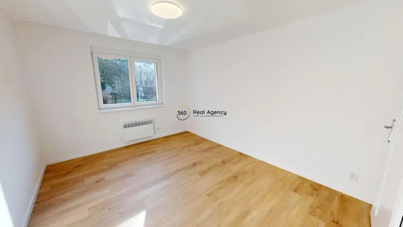 Pronájem bytu 2+1, Praha - Letňany, Vamberská, 54 m2