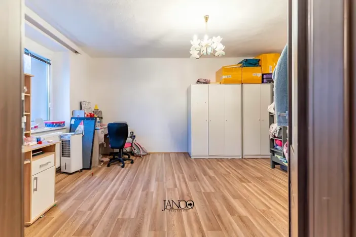 Prodej bytu 3+1, Oslavany, 1. máje, 74 m2