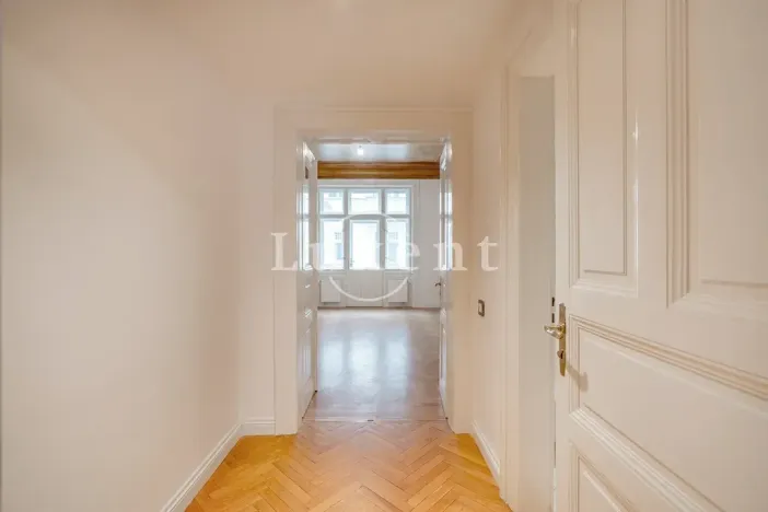 Pronájem kanceláře, Praha - Josefov, Pařížská, 138 m2