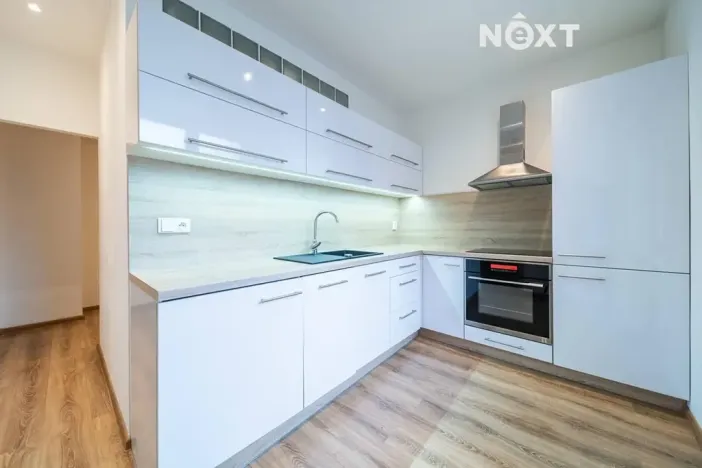 Prodej bytu 2+1, Ostrava, 1. československého armádního sboru, 54 m2