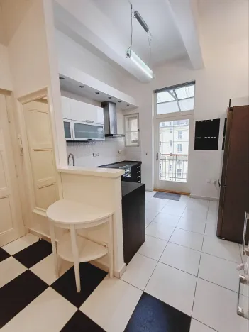 Pronájem bytu 2+1, Hradec Králové, Čelakovského, 70 m2