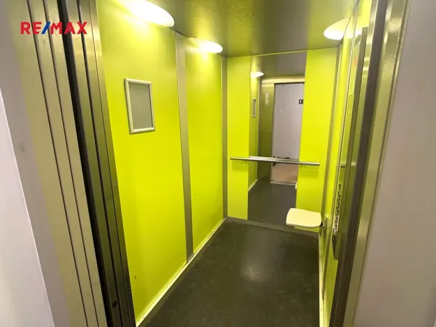 Pronájem bytu 1+kk, Praha - Chodov, Valentova, 29 m2