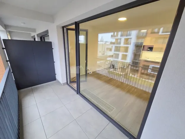 Pronájem bytu 1+kk, Praha - Hloubětín, U Elektry, 33 m2