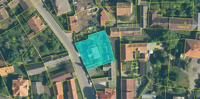 Dražba rodinného domu, Petrovice, 258 m2