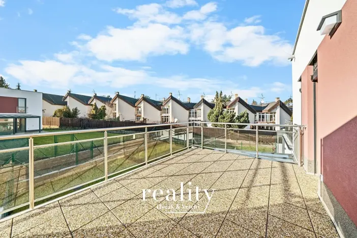 Pronájem bytu 3+kk, Jihlava, Na Nivách, 68 m2