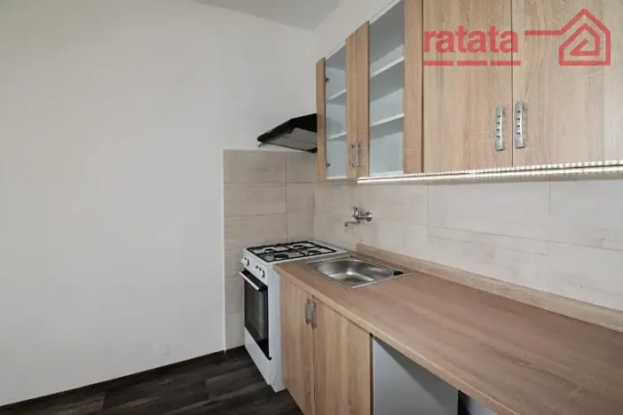 Pronájem bytu 1+1, Chomutov, Jirkovská, 35 m2